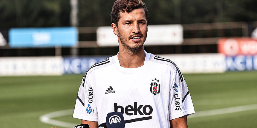 Beşiktaşlı futbolcu Salih Uçan: Benim için takımda kalır gözüyle bakılmıyordu