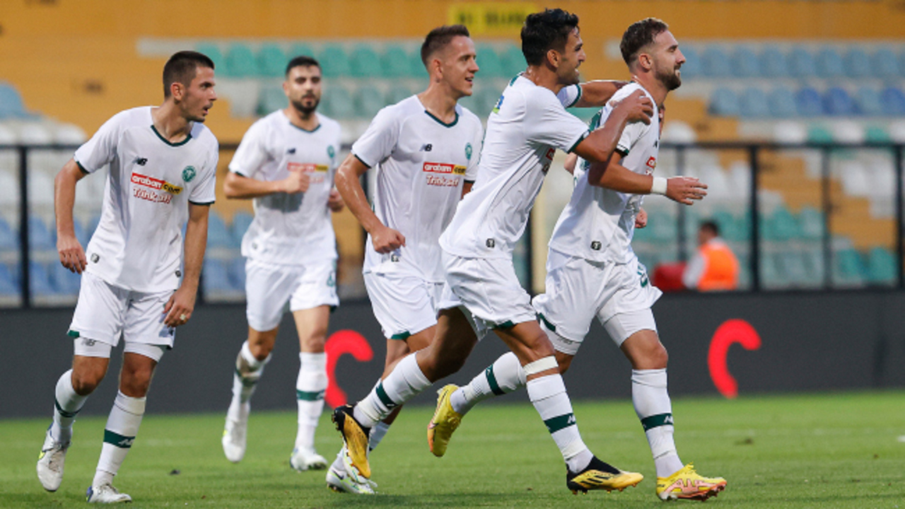 Konyaspor farkla geçti! İstanbulspor karşısında 4-0'lık galibiyet elde etti