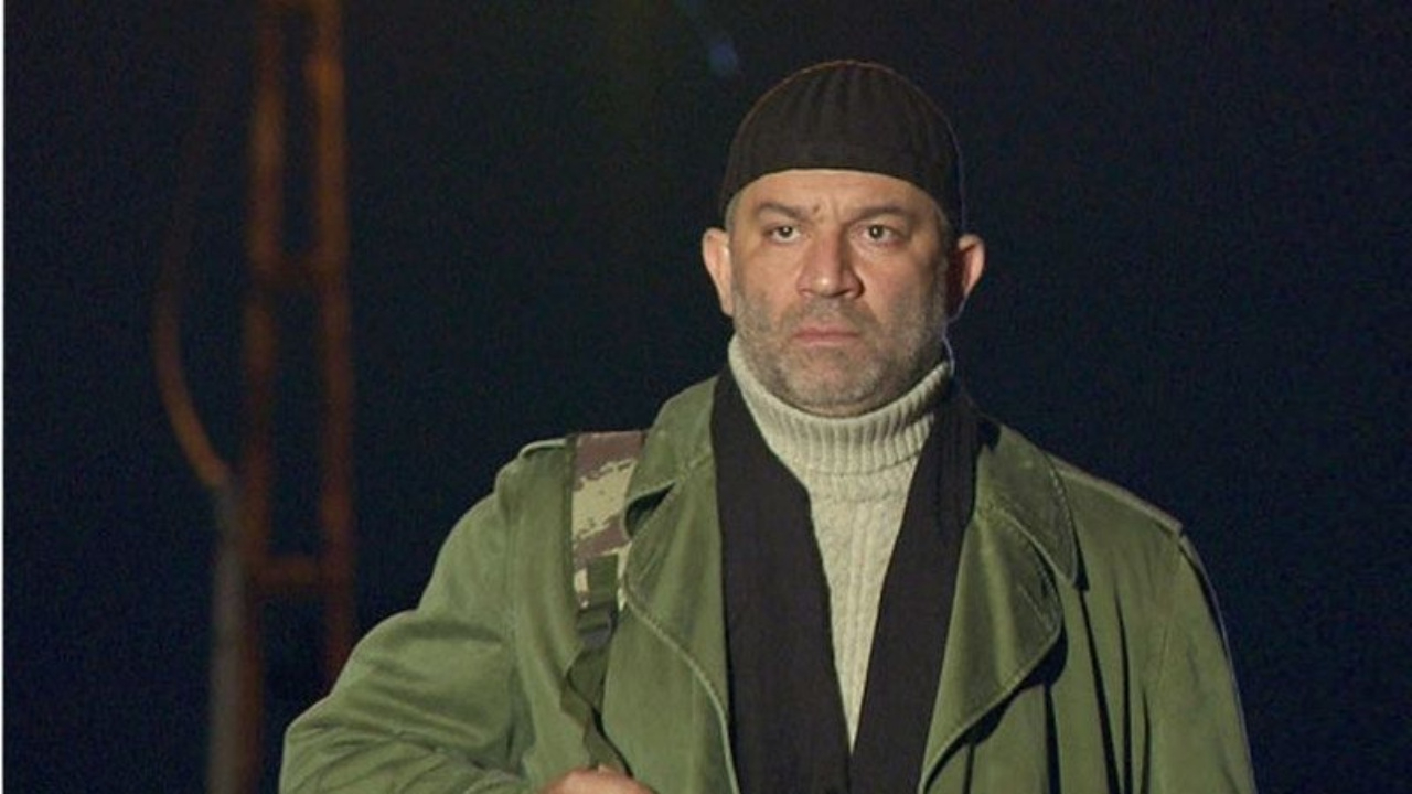 Arka Sokaklar Yeni Sezon Öncesi Şevket Çoruh'tan Kötü Haber!