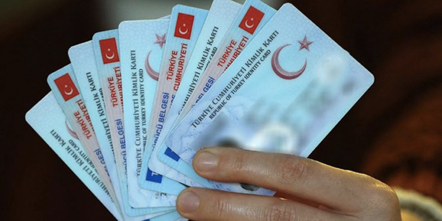 Dolandırıcıların 'ehliyet' oyunu ortaya çıktı: "Kapıya kadar teslim ediyoruz" diyorlar