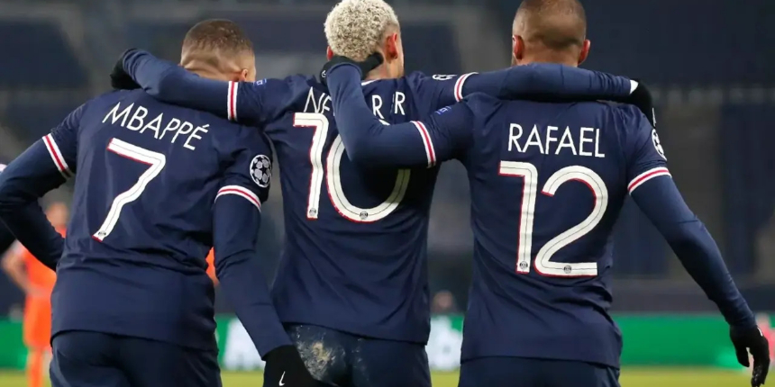 Trabzonspor büyük oynuyor! Paris Saint-Germain'den o yıldız isim bordo-mavili oluyor