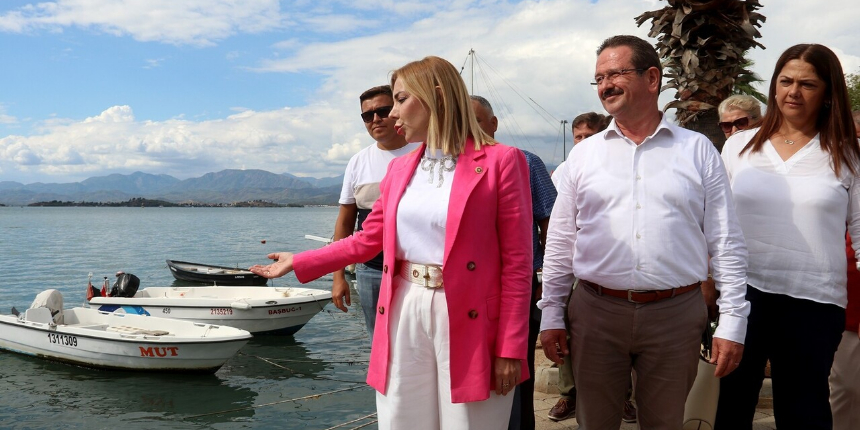 AK Parti Muğla Milletvekili Gökcan: Belediye Başkanı festivallerin iptaliyle değil, Fethiye Körfezi ile ilgilensin