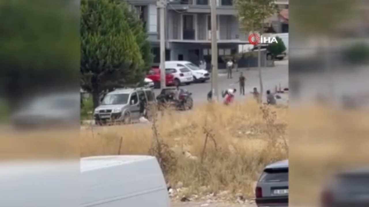 Yabancı uyruklu şahısların silahlı kavgası kamerada: 10 gözaltı