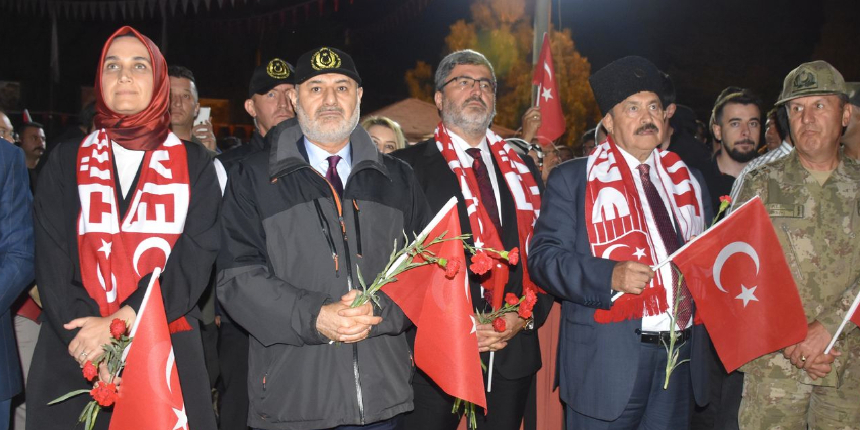 Büyük Taarruz'un 100. yıl dönümünde 'Zafer Yürüyüşü' düzenlendi