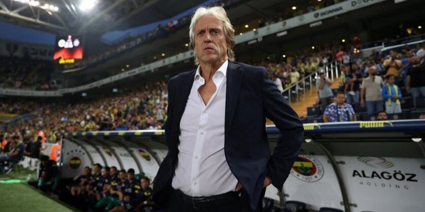 Jorge Jesus'dan kararlılık mesajı: Fenerbahçe, Avrupa sıralamasında hak ettiği yere ulaşacaktır