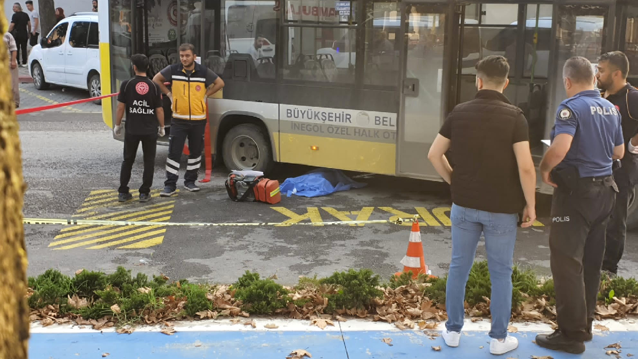 Halk otobüsü 8 yaşındaki çocuğa çarpıp, üzerinden geçti