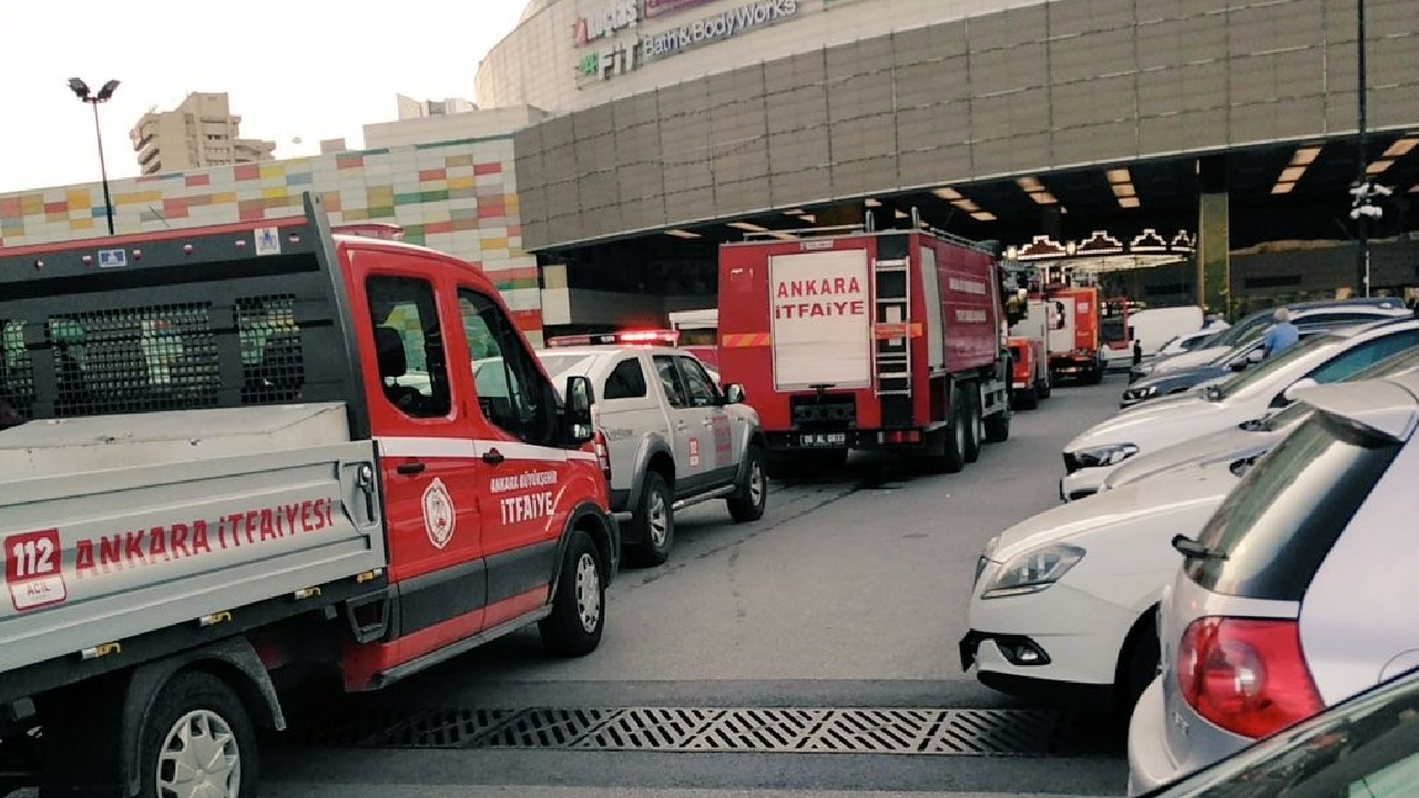 AVM’de patlama sesi! Panik yaratan patlamanın kaynağı bakın ne çıktı