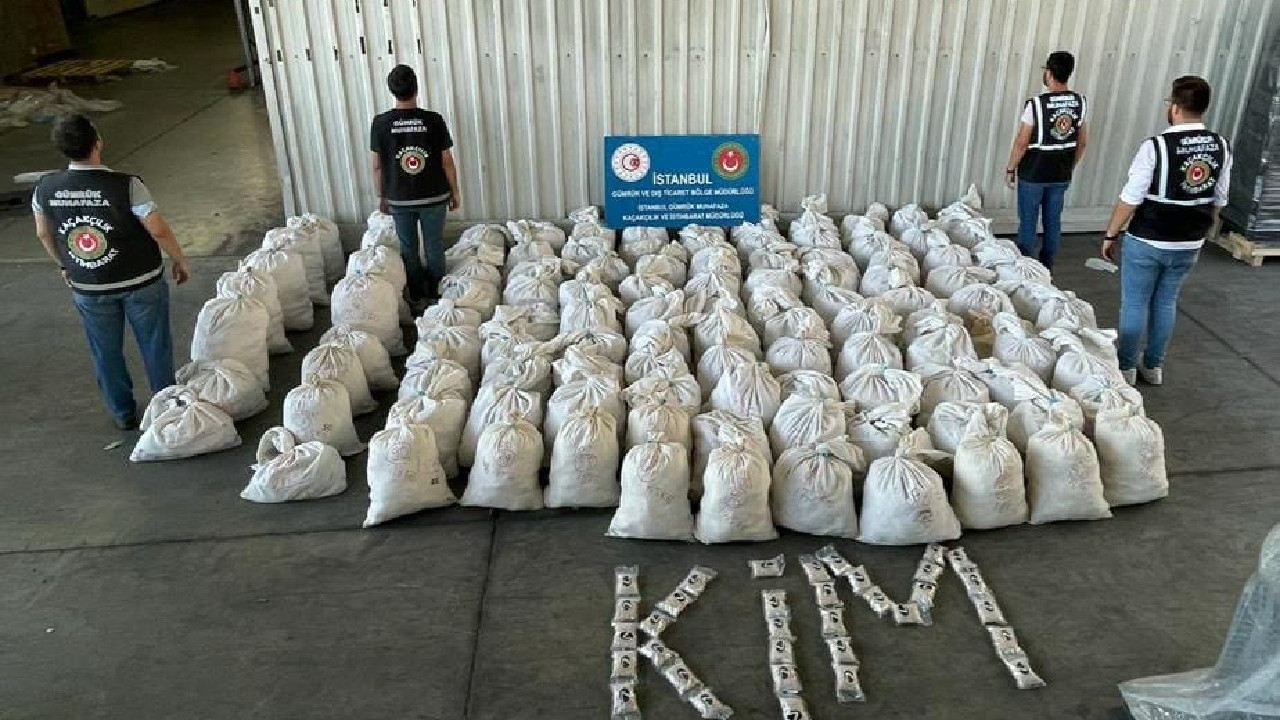 İstanbul Ambarlı Limanı'nda 2 ton 91 kilogram uyuşturucu ele geçirildi