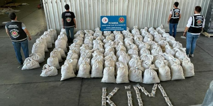 İstanbul Ambarlı Limanı'nda 2 ton 91 kilogram uyuşturucu ele geçirildi