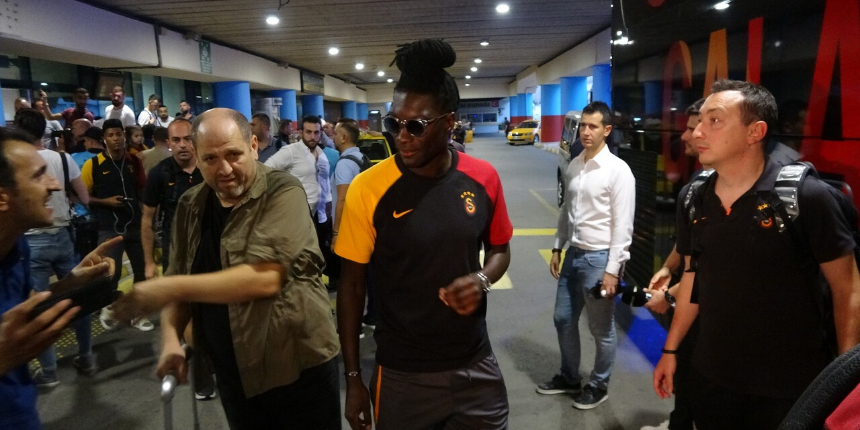 Süper Lig'de nefesler tutuldu! Sezonun ilk debisi öncesinde Galatasaray, Trabzon’a geldi