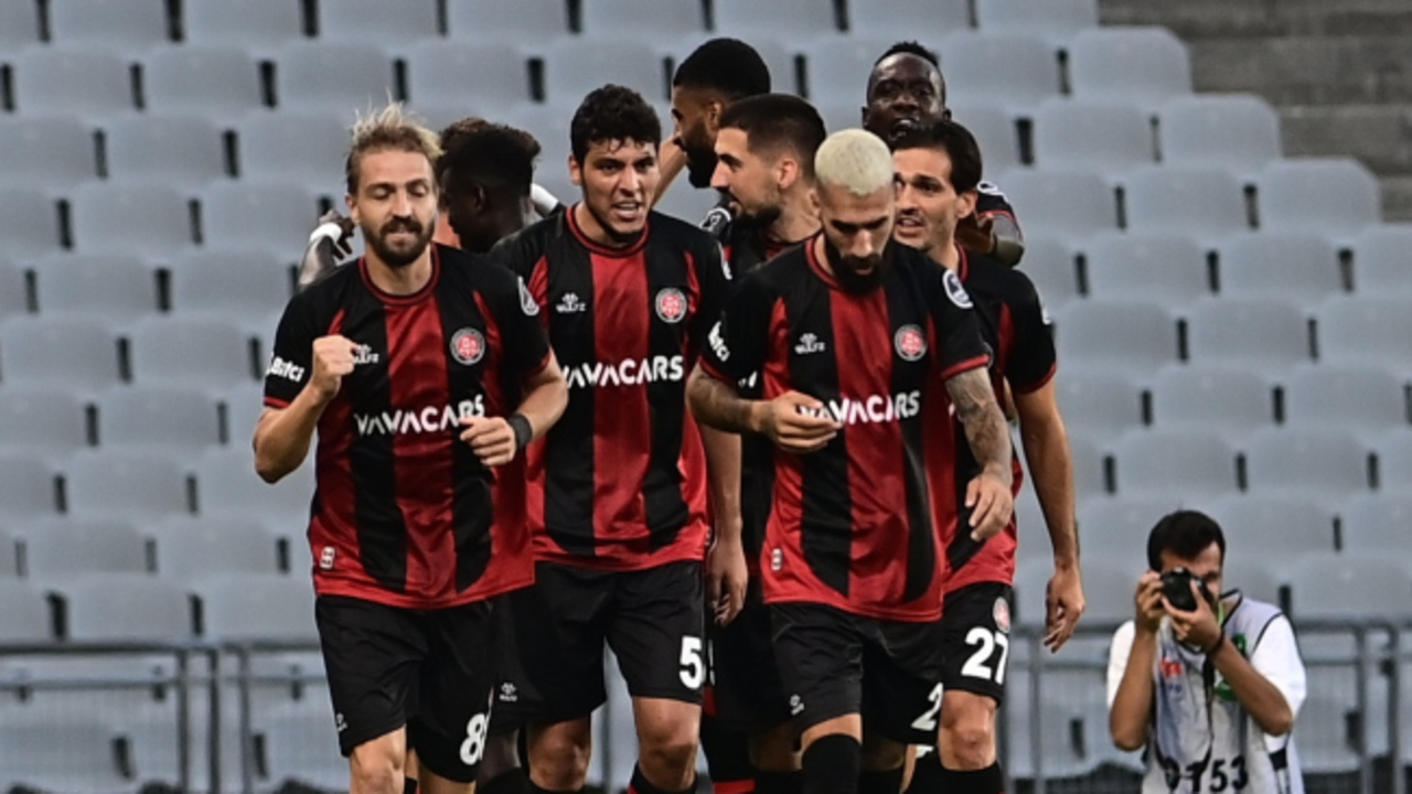 Karagümrük siftah yaptı! Evinde Ankaragücü'nü 4-1 mağlup ederek ilk galibiyetini aldı
