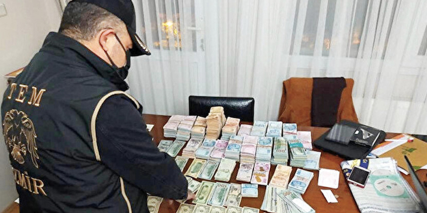 FETÖ'cüler İzmir'de yeniden toplarlanmaya çalışıyor: Milyonlarca lira para topladılar