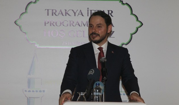Bakan Albayrak: Bunu söyleyen ya bu darbenin içindedir, ya da destekçisidir...