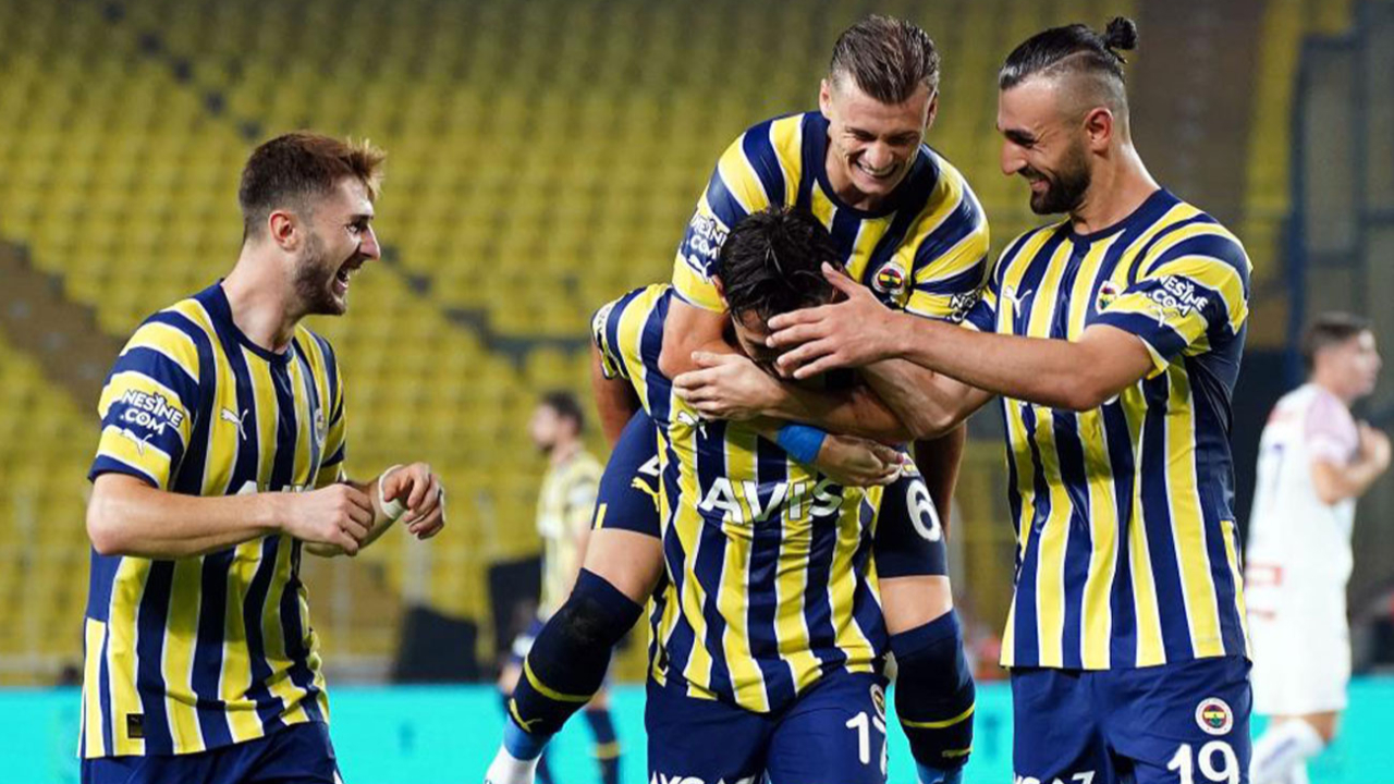 Fenerbahçe'nin Konyaspor maçı kamp kadrosu belli oldu