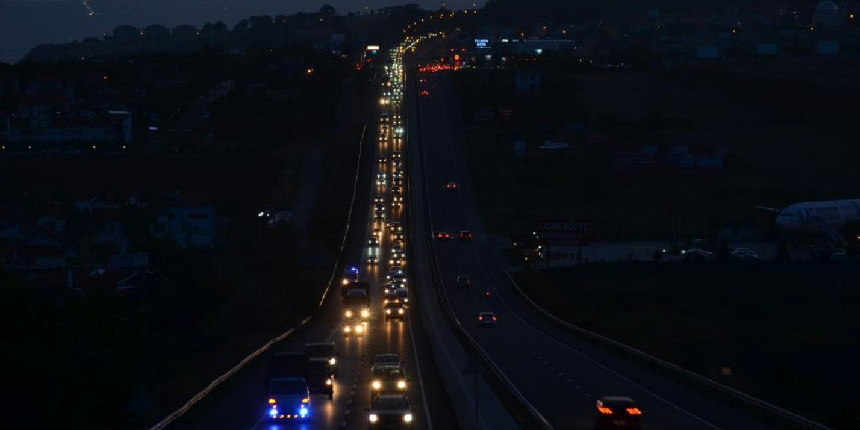 İstanbul’a dönüş çilesi! Tekirdağ yollarında yoğunluk var