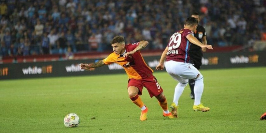 Galatasaray'da sakatlık şoku! Yeni transfer Lucas Torreira maça devam edemedi