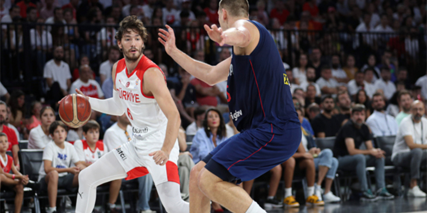 12 Dev Adam kayıp! Sinan Erdem'de Sırbistan'a 79-72 mağlup olduk