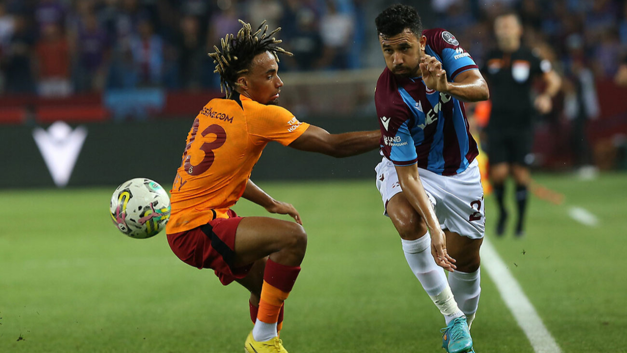 Galatasaray, Serie A ekiplerinden Udinese'nin Sacha Boey teklifini geri çevirdi