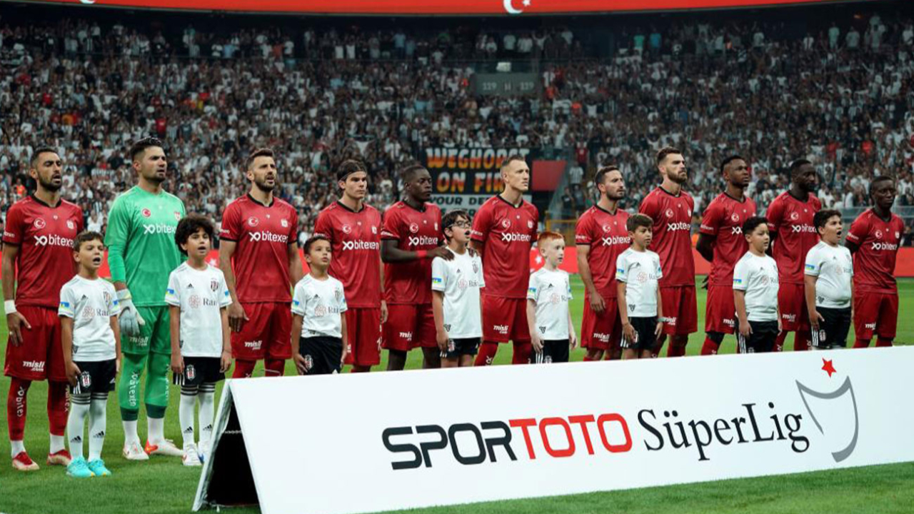 Beşiktaş'a 3-1 mağlup olan Sivasspor’un Süper Lig'deki galibiyet hasreti 4 maça çıktı