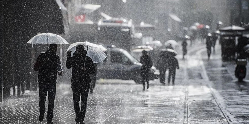 Meteoroloji'den sonra bir uyarı da AKOM'dan geldi: İstanbul'da yağış için tarih verdiler