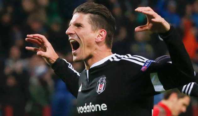 Mario Gomez KAP'a bildirildi!