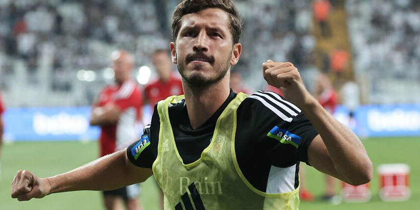 Beşiktaş'ta Salih Uçan ile ilgili dikkat çeken bir detay ortaya çıktı...