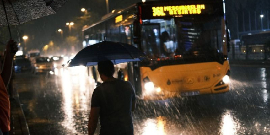 İstanbul'da nem oranı %100'e ulaştı! Uyarılar peş peşe geliyor: Bu gece sıkıntılı geçecek!