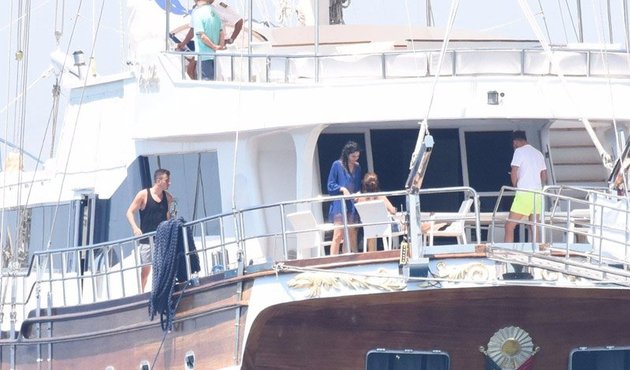 İstanbul'da kaçtılar, Bodrum'da yakalandılar... İlk kez birlikte görüntülendiler!