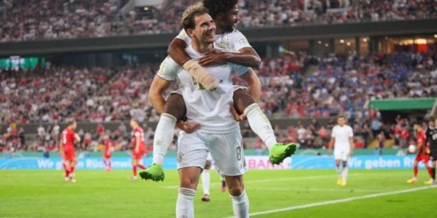 Bayern Münih her zamanki gibi! Almanya Kupası'nda Viktoria Köln'ü 5-0'la geçtiler
