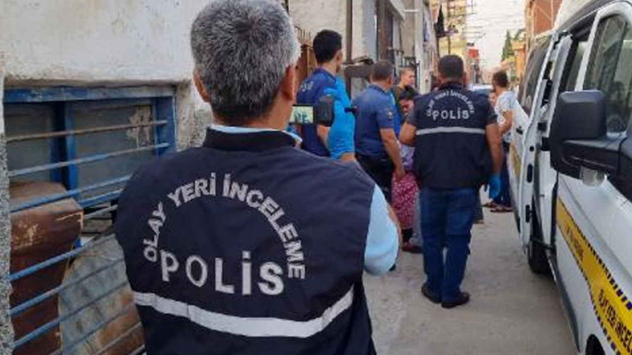 Adana'da vahşet! Genç kadını başını taşla eze eze öldürdüler... Yarı çıplak halde bulundu...