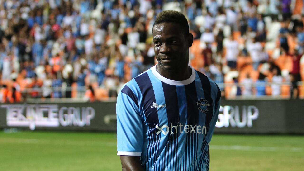 Adana Demirspor Balotelli ayrılığını açıkladı! İtalyan golcü resmen Sion'da