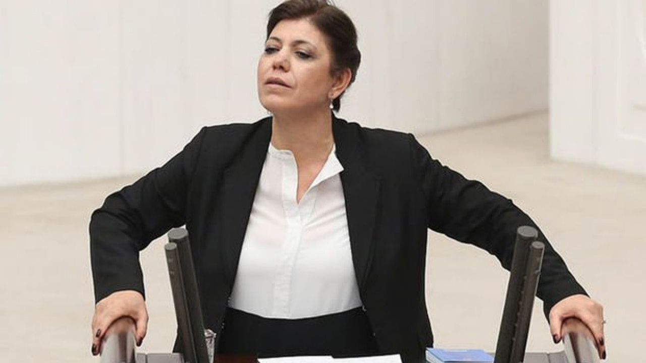 HDP Grup Başkanvekili Meral Danış Beştaş AK Parti'yi açık açık tehdit etti! 'Canlı yayındayız' uyarısına aldırış etmedi...