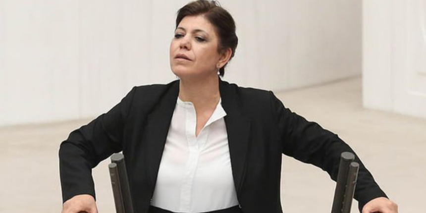 HDP Grup Başkanvekili Meral Danış Beştaş AK Parti'yi açık açık tehdit etti! 'Canlı yayındayız' uyarısına aldırış etmedi...