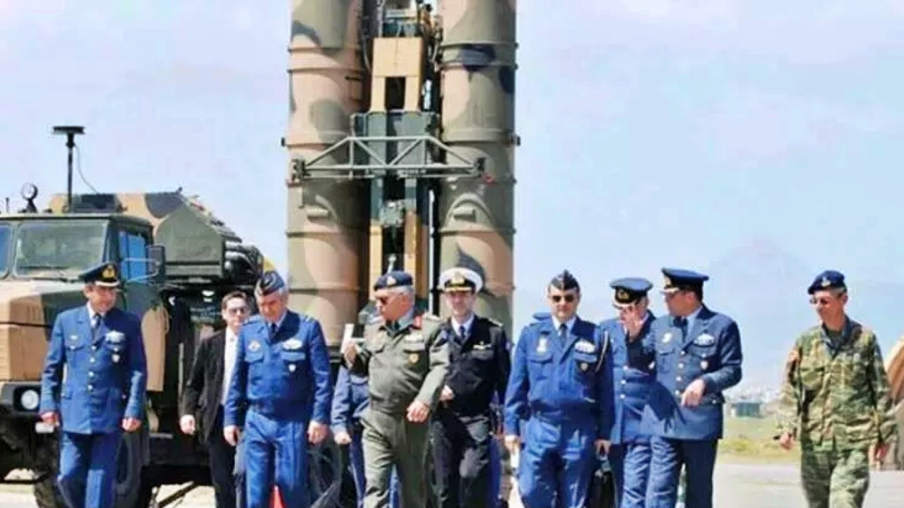 Türkiye'ye S-400 için tepki gösteren ABD'den çifte standart! "Yunanistan'da S-300 olması bizim için sorun değil"