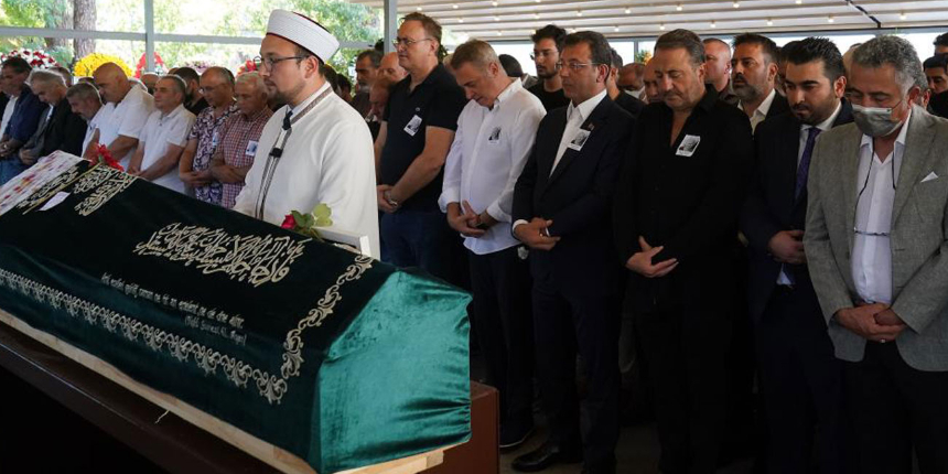Fikret Orman'ın annesi Nuran Orman, son yolculuğuna uğurlandı