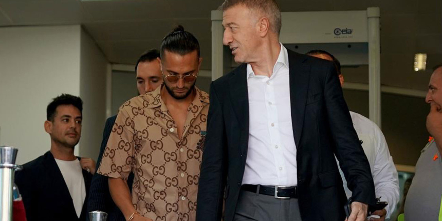 Dönüşü olay oldu! Trabzonsporlu Yusuf Yazıcı'ya "Çıkar elini cebinden" tepkisi