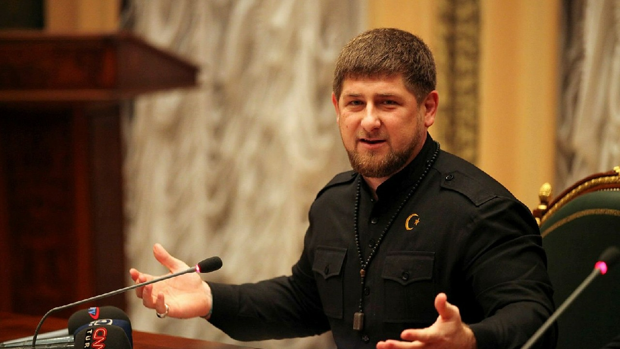 Çeçenistan lideri Kadirov'dan flaş açıklama: İktidarı bırakma zamanım geldi