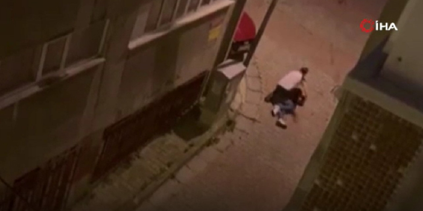 Şişli’de tartıştığı kişiyi defalarca bıçakladı; o anlar kamerada!