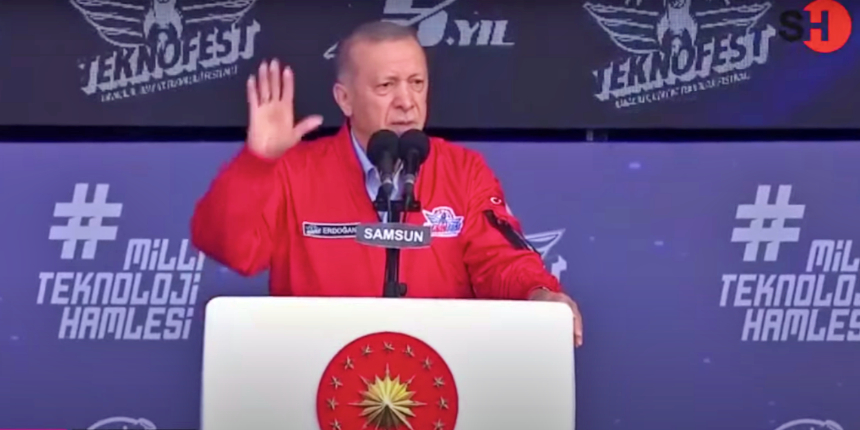 Cumhurbaşkanı Erdoğan TEKNOFEST'te Yunanistan'ı 'İzmir'i unutma' diyerek uyardı: İleri giderse bedeli ağır olur!