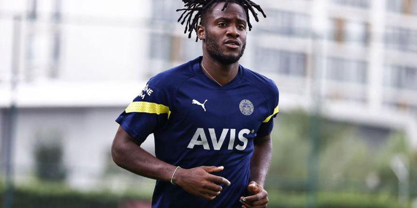 Fenerbahçe'nin yeni transferi Michy Batshuayi sahaya indi! İşte o anlar...