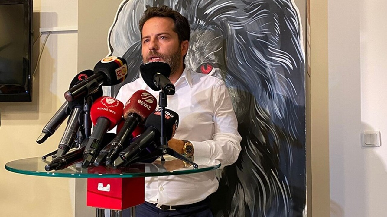 Erden Timur'dan flaş açıklama: Galatasaray her maç hakemleri yenmek zorunda değil