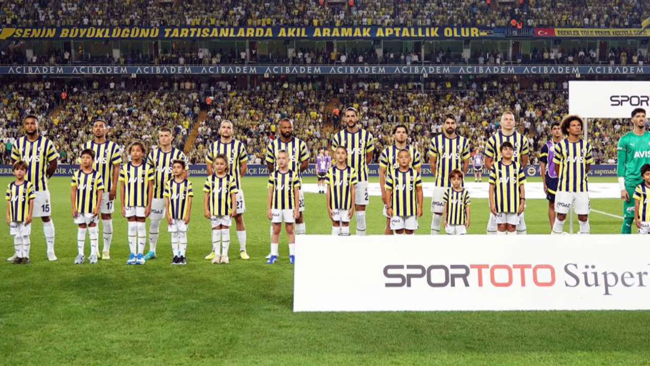 Fenerbahçe'nin UEFA Avrupa Ligi kadrosu belli oldu!