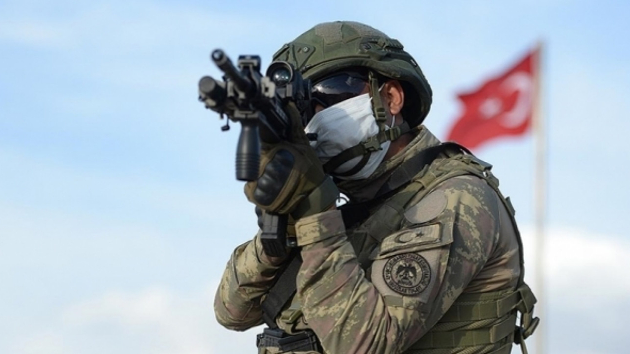 MSB 'Terörü kaynağında kurutmakta kararlıyız' diyerek duyurdu: 5 terörist öldürüldü!
