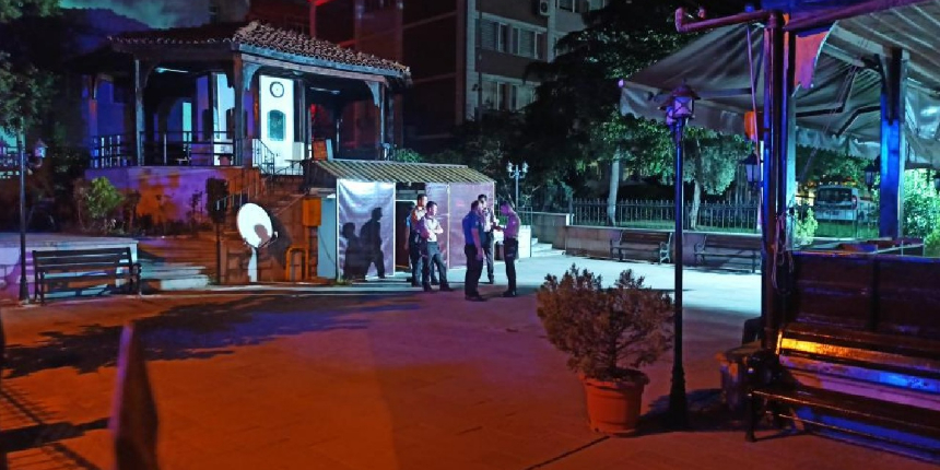 Cami tuvaletinde ölü bulundu