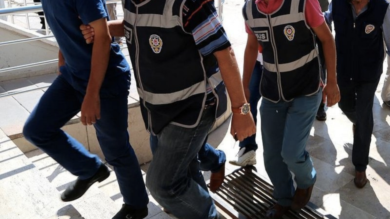 Mardin'de operasyon! PKK'ya eleman aktaran 2 kişi yakalandı