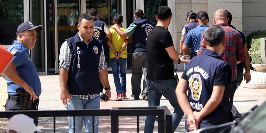 Ankaragücü-Beşiktaş maçı sonrası sahaya giren saldırgan serbest bırakıldı