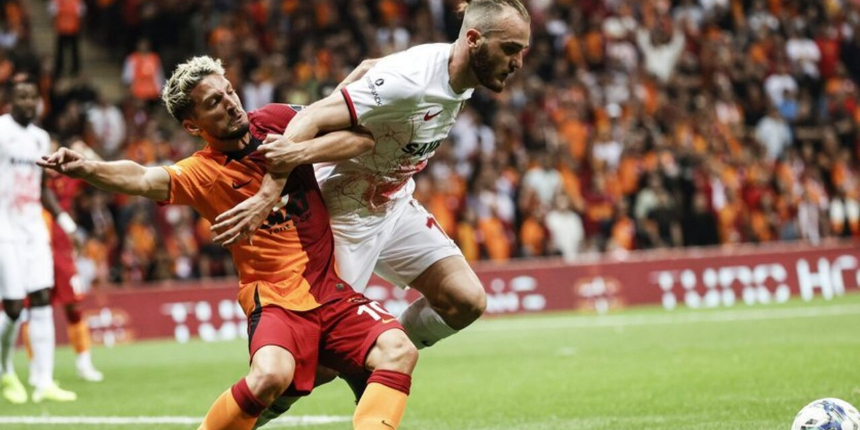 Galatasaray'ın, Gaziantep FK'ya karşı kazandığı penaltı pozisyonu! İşte o an...