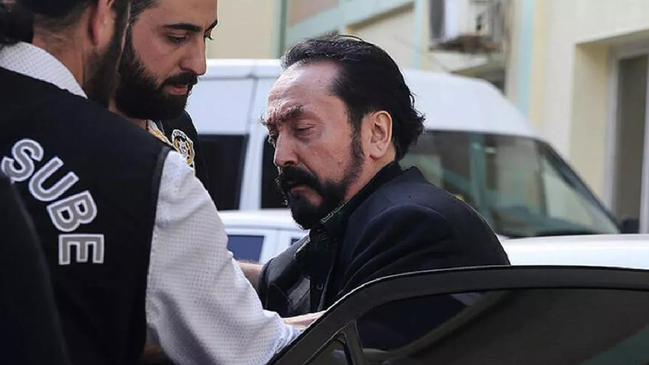 Adnan Oktar Organize Suç Örgütü davası ertelendi