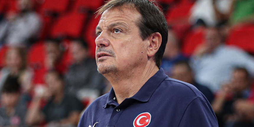 Ergin Ataman'dan FIBA'ya tepki: Art niyet görüyorum