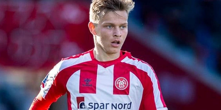 Galatasaray'dan sağlı sollu transfer atağı! Bu kez de Mathias Ross Jensen'i KAP'a bildirdi